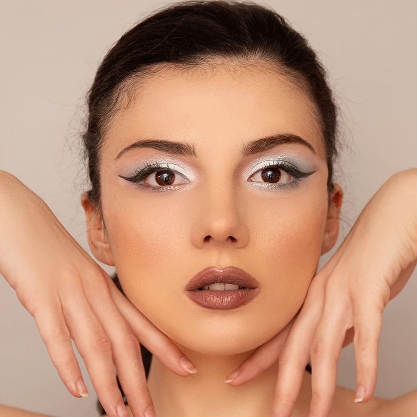 Boobeen Eyeshadow Pencil Crayon Waterproof Stick Shimmer Cream Pen - Create Glitter Eye Makeup, Easy to Use (01#)