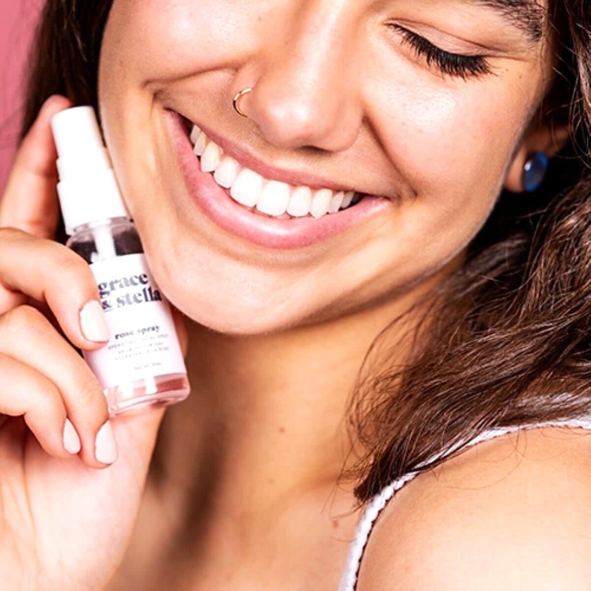 grace & stella Award Winning Rose Water Spray for Face with Glycerin & Aloe Vera - Travel Size (30ml) - Rosewater Face Mist for All Skin Types - Hydrating, Calming, Rejuvenating Facial Toner - Vegan