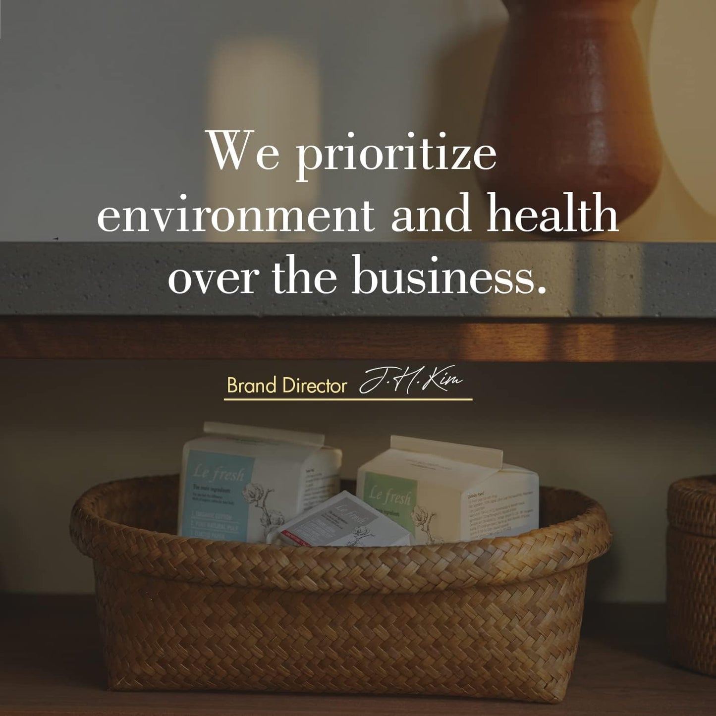 Lefresh Organic Cotton Cover Panty Liners | Long, 80 Count | Unscented - Vegan - Chlorine Free - Daily Feminine Pads - Light Absorbency