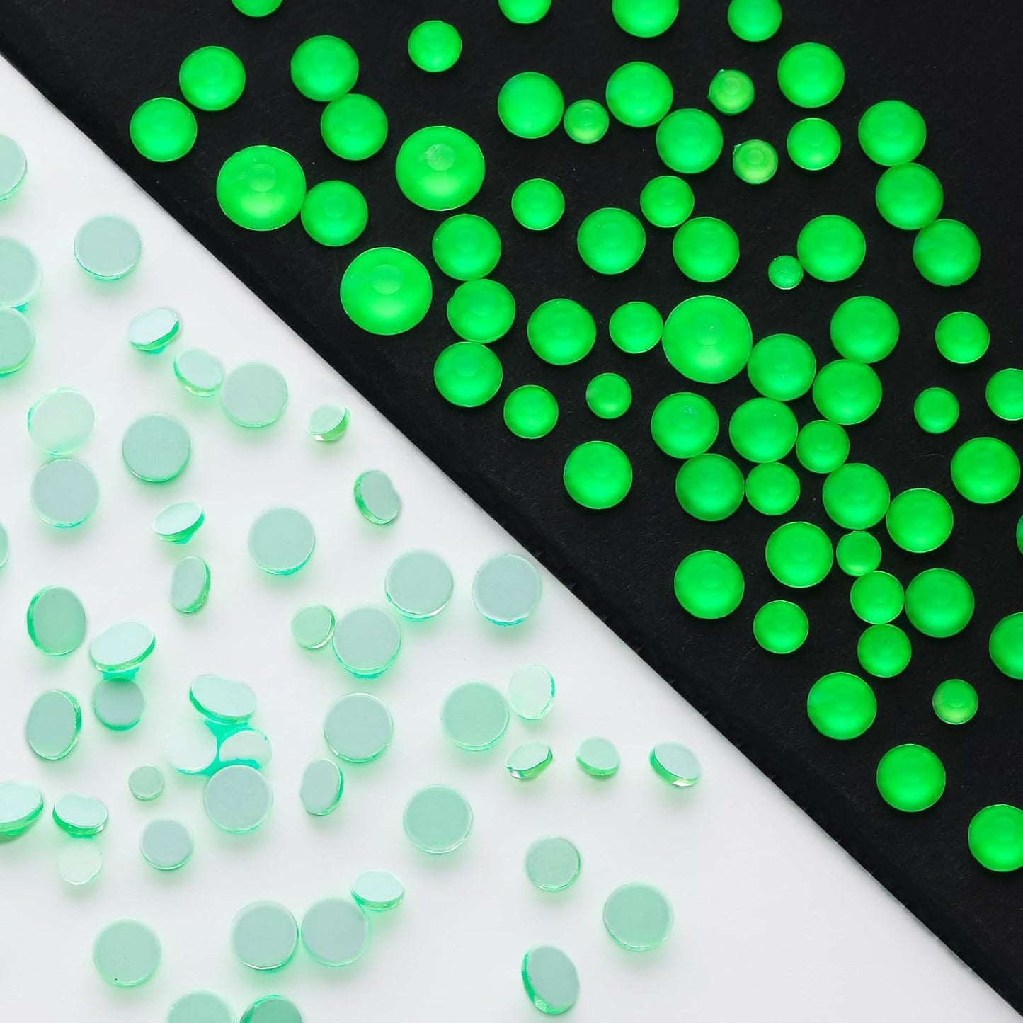 Neon Green Flatback Rhinestones, Glass Rhinestones for Nail Art and Craft, Glue Fix, Loose Crystal Gemstones(Neon Green, SS20, 1440pcs, 4.6-4.8mm)