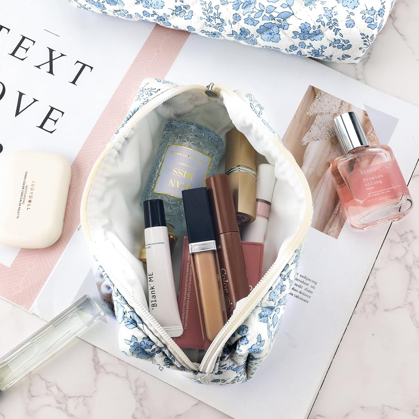 2Pcs Quilted Cotton Makeup Bag Travel Makeup Brush Bag Large Small Pouch Set for Women Floral Coquette Makeup Bags Cute Aesthetic Cosmetic Pouch Blue Toiletry Organizer Storage Bags