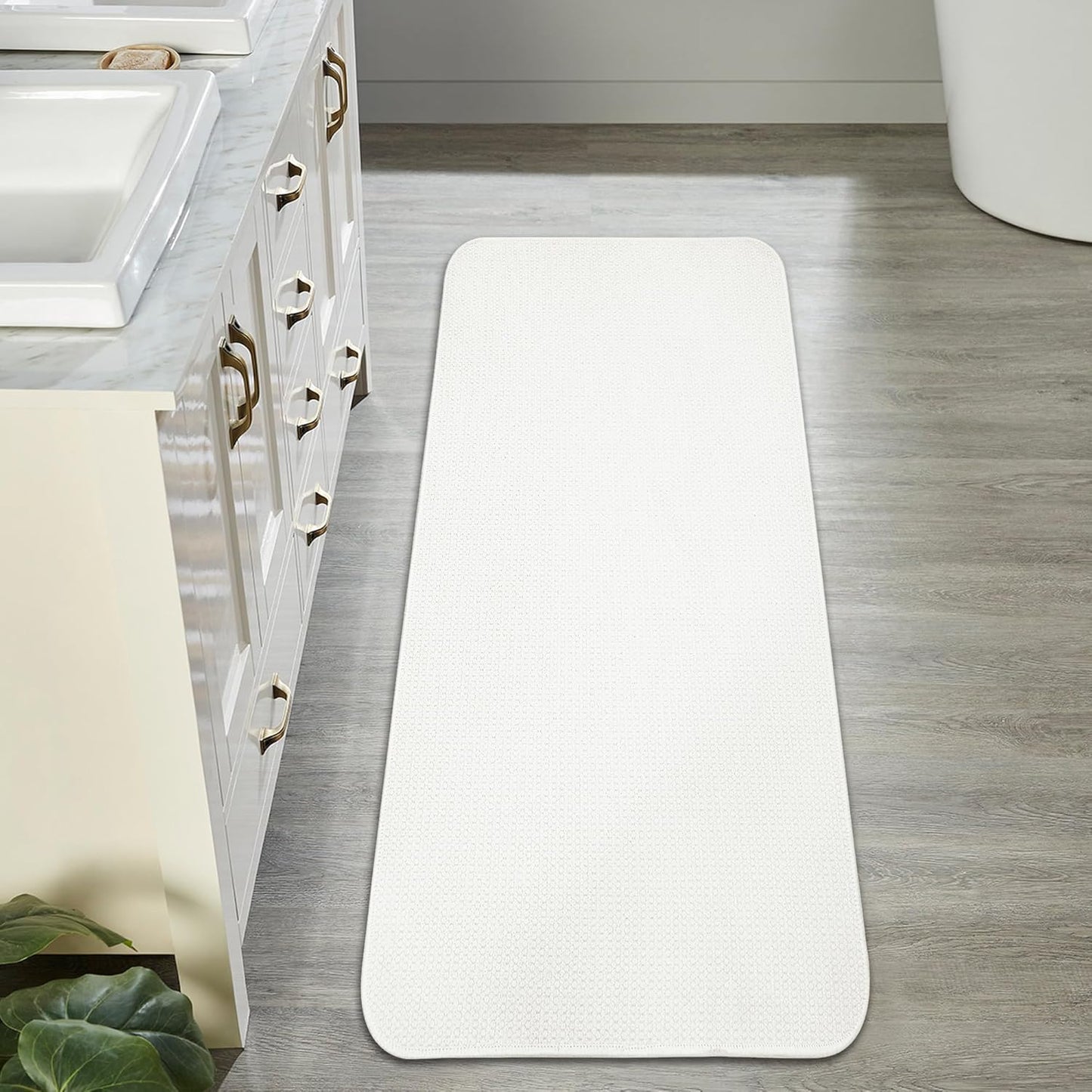 Bath Mat,Ultra Thin Bathroom Runner Rugs,Large Bath Mats for Bathroom,Quick Dry,Non-Slip,Machine Washable,Low Pile,Bath Rug,Shower Outside,Sink,Home Decor Accessories.White,2'x5'(24x60inch)