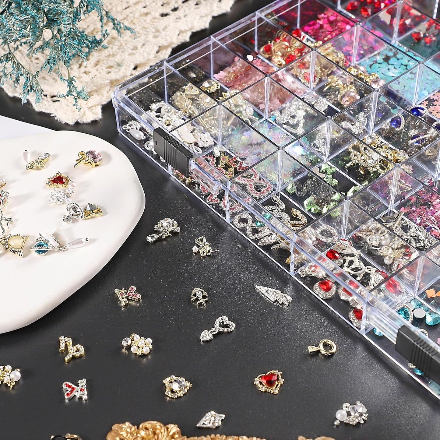 Noverlife 2 Pack 36 Grids Clear Plastic Organizer Box, Jewelry Craft Storage Container Bead Holder Nail Charm Organizer, Rock Collection Box for Fishing Tackles, Acrylic Earring Display Case for Girls