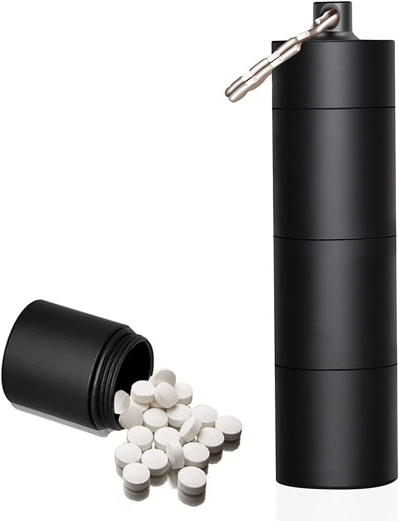 Portable Keychain Pill Holder Case, EFFIET 3 Compartments Metal Pocket Emergency Pill Container Dispenser Box Outdoor Medicine Bottle Tin for Daily Supplyment (Black)