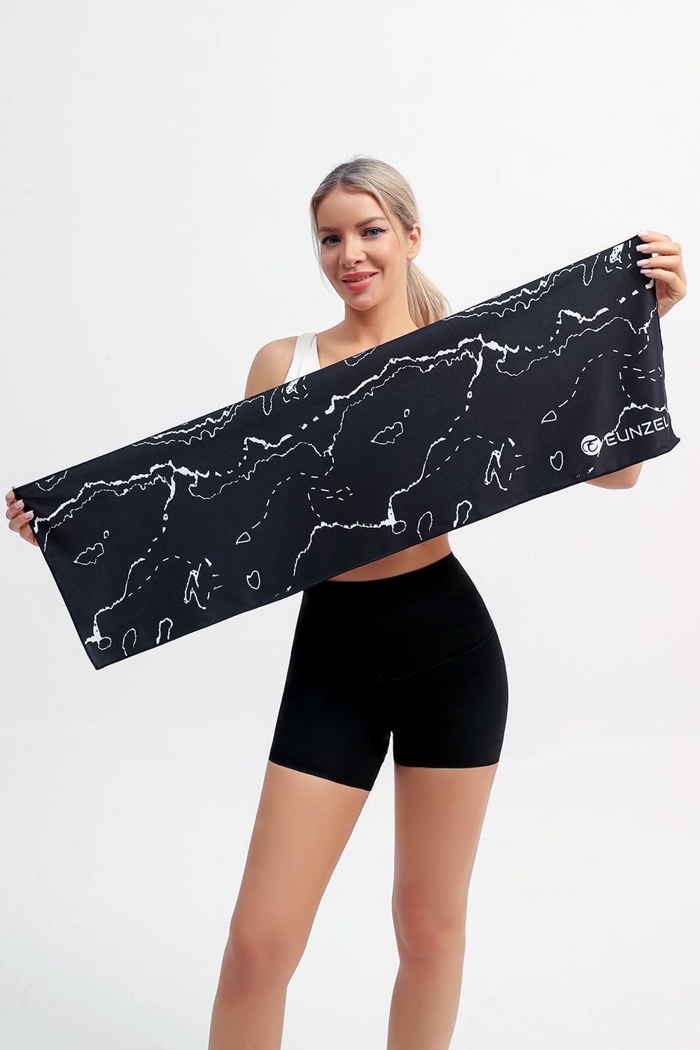 Cooling Towel, Ice Towel for Neck, Soft Microfiber Chilly Towel Stay Cool for Sports, Yoga, Running, Gym, Workout, Biking, Camping & Outdoor Activities 40"x12"