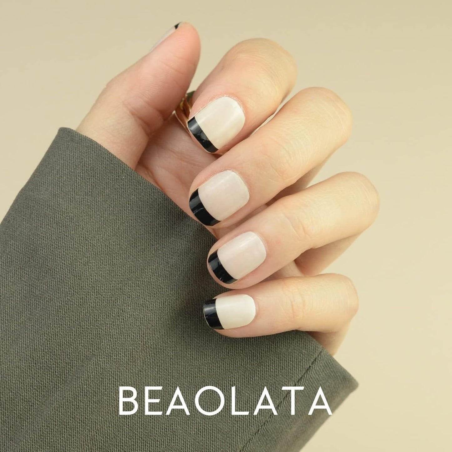 Nail Polish Strips, 32PCS Salon Quality Wraps, Long Lasting Gel Nail Stickers for Women Easy Apply& Remove (Playing Black)