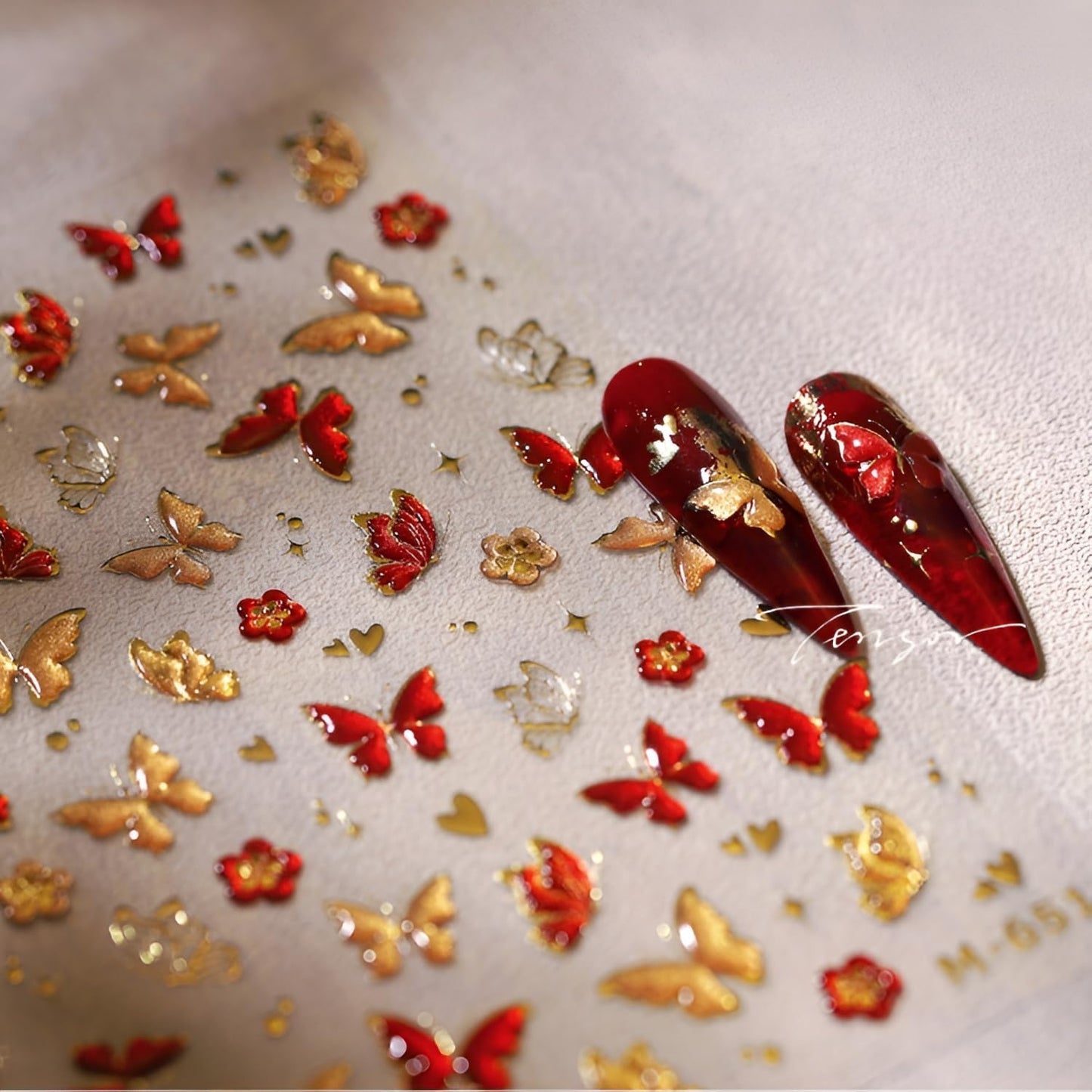 Butterfly Nail Stickers for Nail Art 5D Embossed Flower Nail Art Stickers Green Red Gold Butterfly Nail Decals Self-Adhesive Spring Summer Nail Design for Women Girls 2Sheets