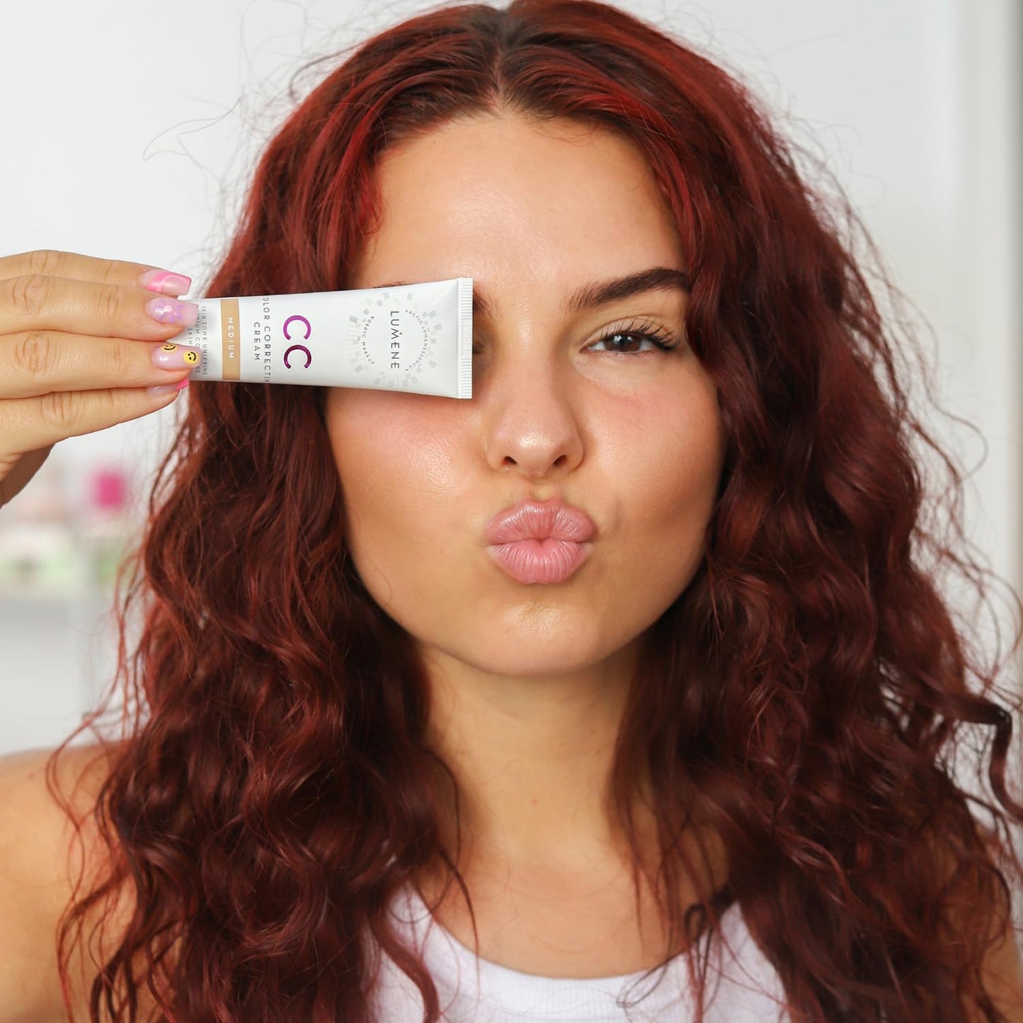 Lumene Color Correcting CC Cream - Lightweight Foundation - Medium Coverage - Redness Reducing Face Makeup for Glowing Complexion - Vegan Formula + Suitable for All Skin Types - Deep Tan (1 fl oz)