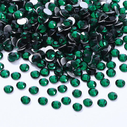 Green Flatback Rhinestones, Glass Rhinestones for Nail Art and Craft, Glue Fix, Loose Crystal Gemstones(Green, SS10, 2880pcs, 2.7-2.8mm)