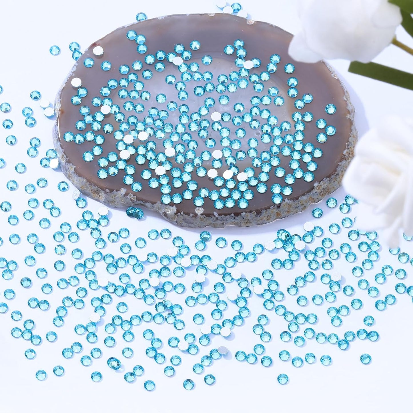 Aquamarine Flatback Rhinestones, Glass Rhinestones for Nail Art and Craft, Glue Fix, Loose Crystal Gemstones(Aquamarine, SS6, 2880pcs, 1.9-2.0mm)