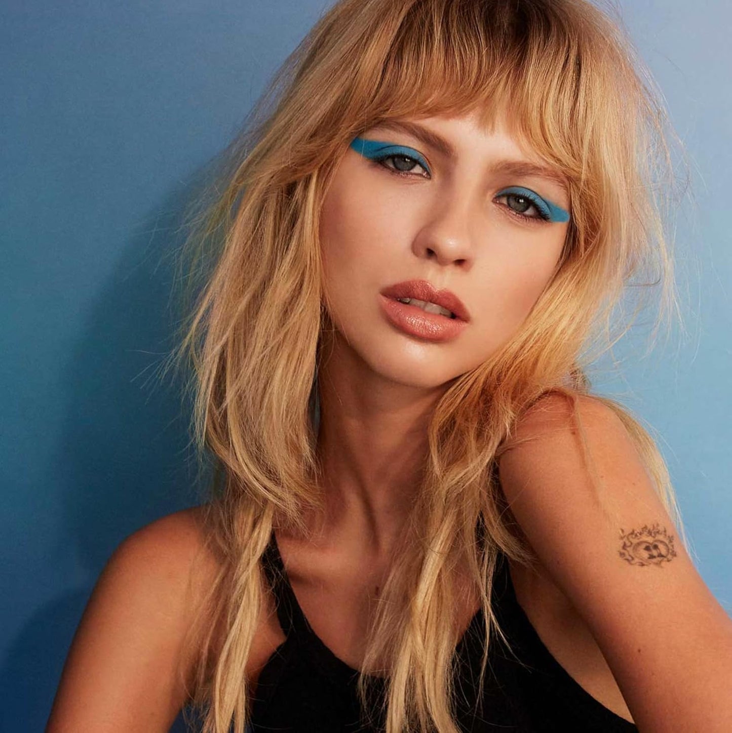 Jillian Dempsey Khol Eyeliner: Clean, Waterproof Eyeliner Pencil with Built-In Smudger for Effortless Blending – Rich Pigment, Cruelty-Free, Chimpy Blue