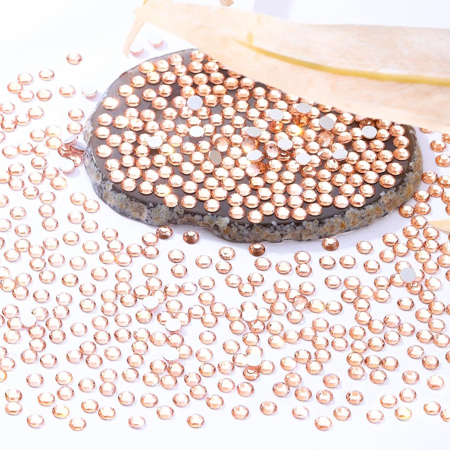 Champagne Flatback Rhinestones, Glass Rhinestones for Nail Art and Craft, Glue Fix, Loose Crystal Gemstones(Champagne, SS8, 2880pcs, 2.3-2.5mm)