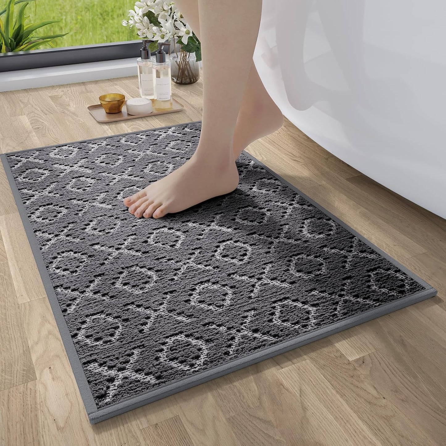 Bathroom Rugs Non Slip, Super Absorbent Quick Dry Bath Mat, Rubber Backing Ultra Thin Bathroom Mats Fit Under Door Bathroom Floor Bathtub Shower