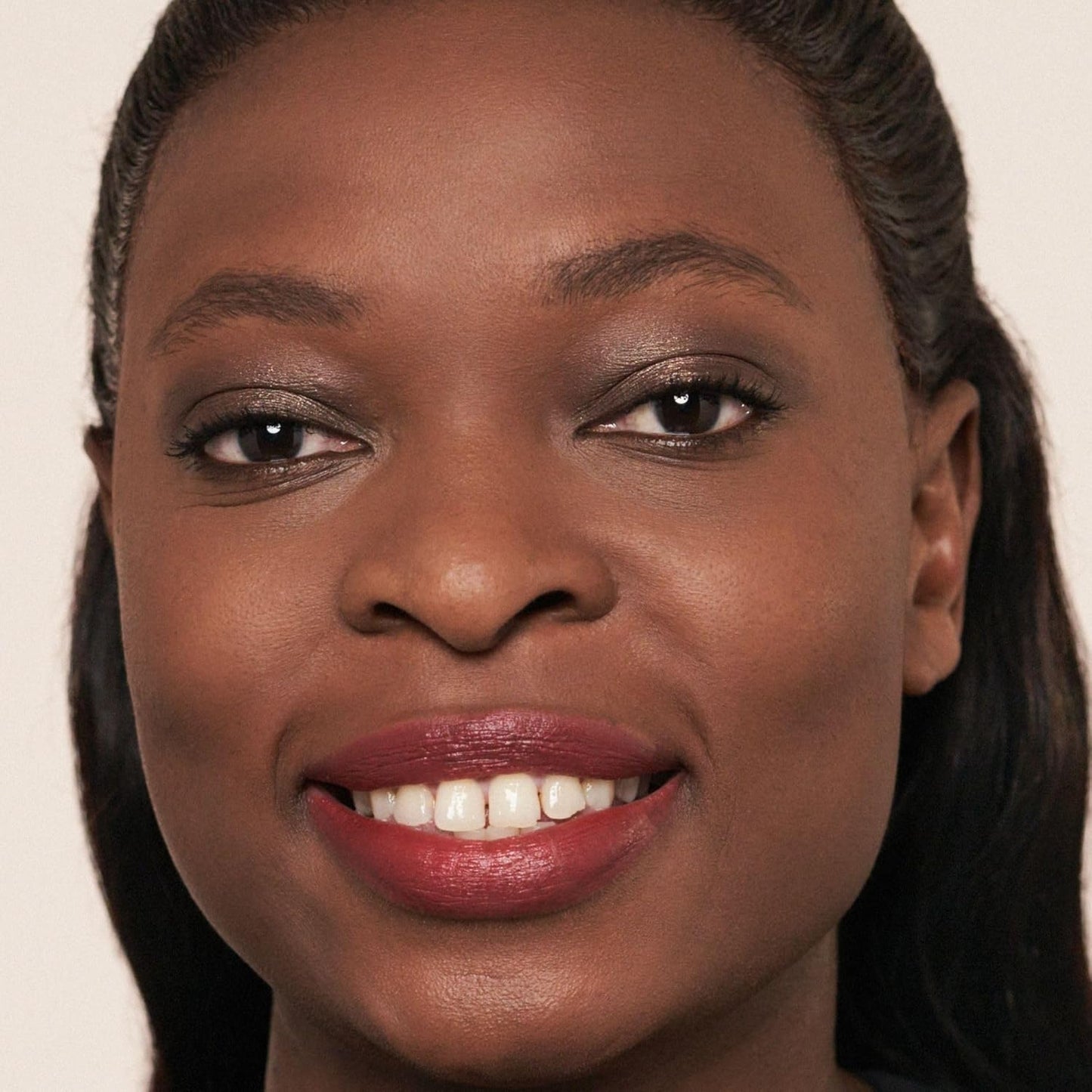 M. Asam MAGIC FINISH Mousse Eyeshadow Cutie-Pie - Eyeshadow with bronze finish, intense color with 10 hours hold & no smudging, makeup with hyaluronic acid, caffeine & glycerin, 0.27 Fl Oz