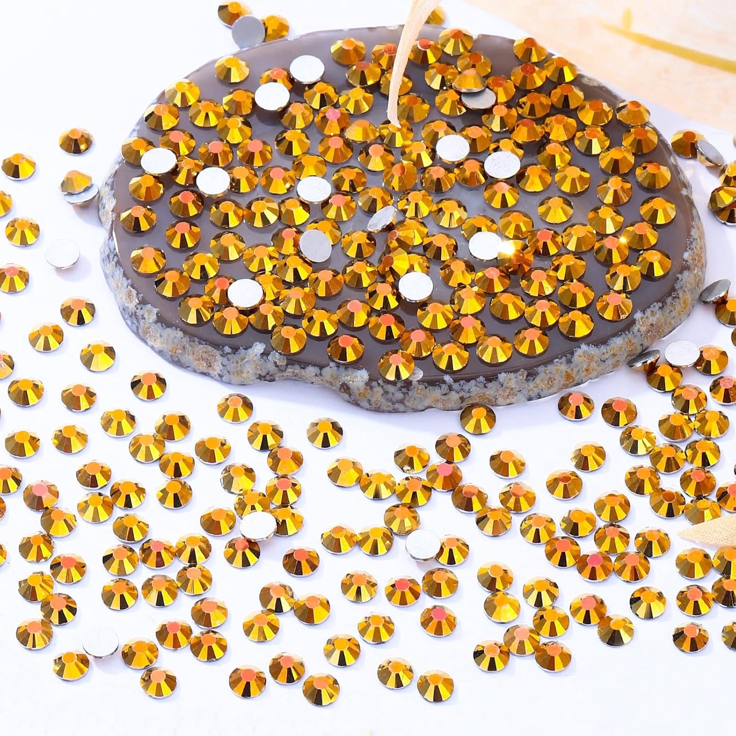 Gold Flatback Rhinestones, Glass Rhinestones for Nail Art and Craft, Glue Fix, Loose Crystal Gemstones(Gold, SS20, 2880pcs, 4.6-4.8mm)