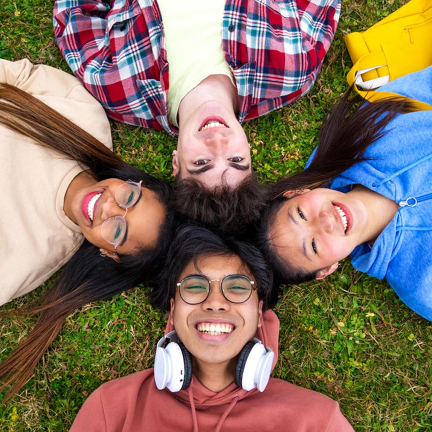 RONAVO Tongue Scraper for Kids & Adults, Right Size for Tiny Mouth,Freshen Bad Breath (Travel Cases Included), Healthy Oral Care, Stainless Steel Tongue Cleaners, 2 Pack