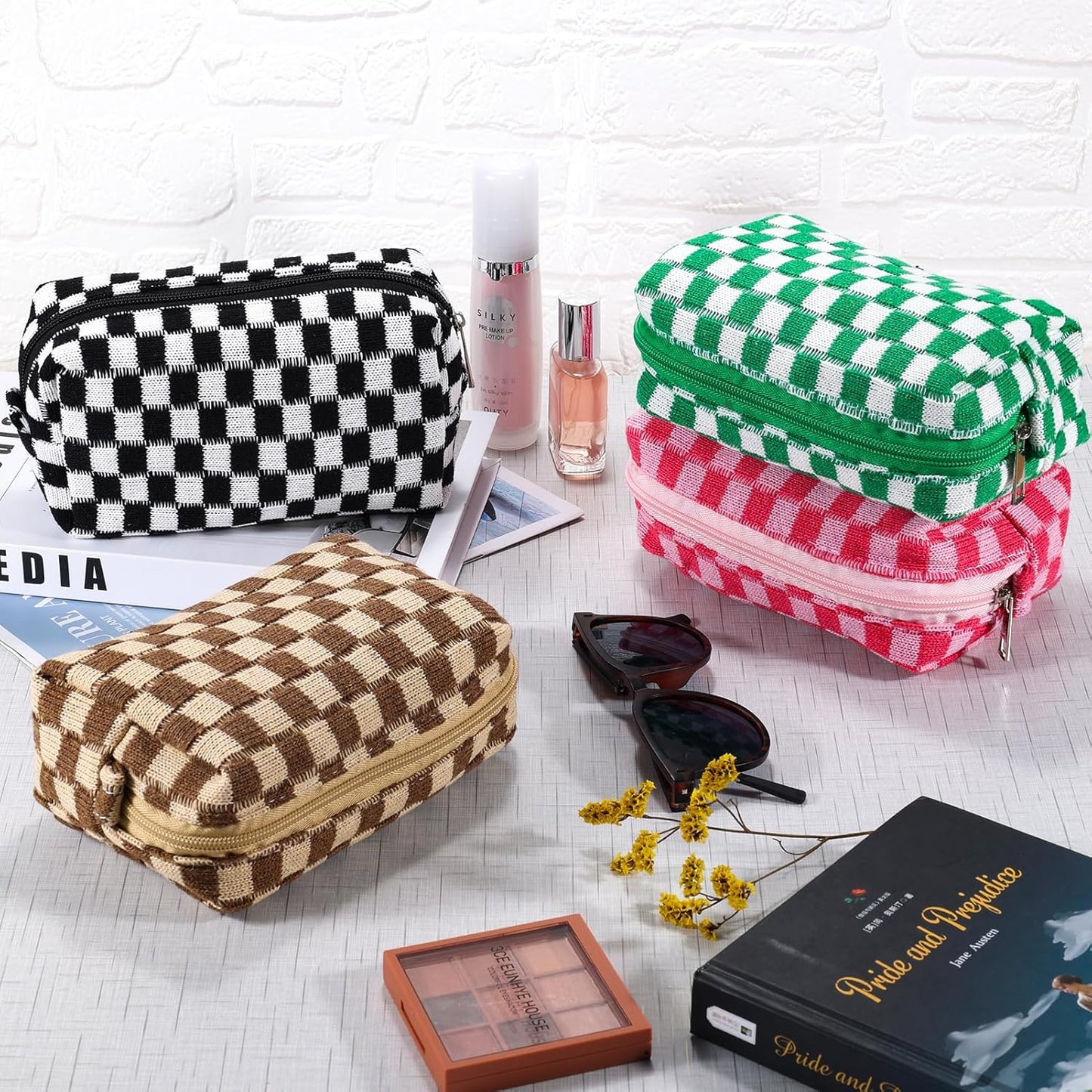ZLFSRQ 4Pcs Checkered Pencil Case Cute Pencil Pouch for Teens Checkered Makeup Bag Medium Travel Cosmetic Bag Makeup Pouch for Purse Aesthetic Trendy Zipper Toiletry Bags(Green/Black/Pink/Brown)